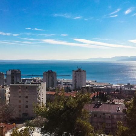 Sea And Mountain Apartment Rijeka Exterior photo